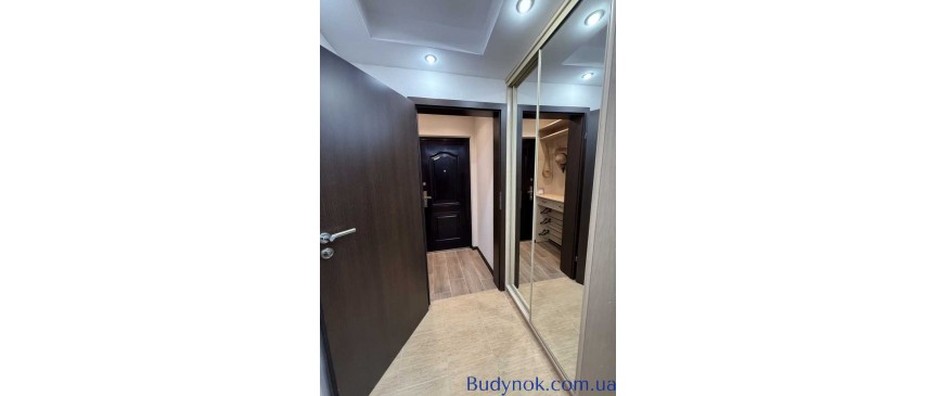 продаж 3-к квартира Київ, Подільський, 72000 $