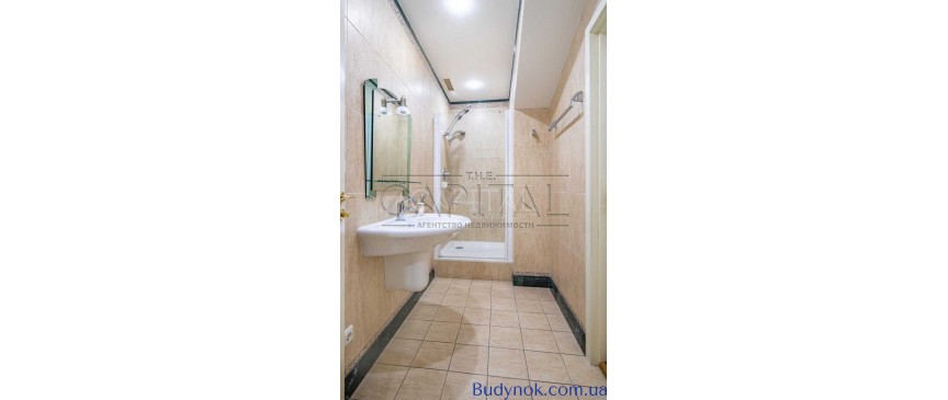 продаж приміщення вільного призначення, будівлі Київ, Голосіївський, 3500000 євро