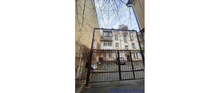продаж 4-к квартира Київ, Шевченківський, 119000 $
