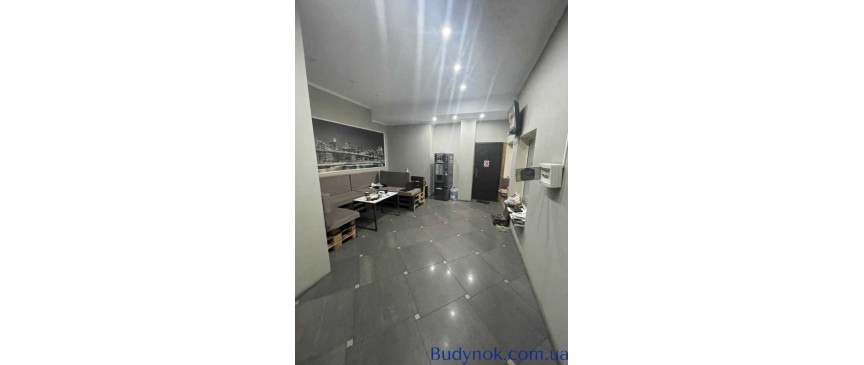 продаж приміщення вільного призначення, будівлі Броварський, Бровари, 462000 $