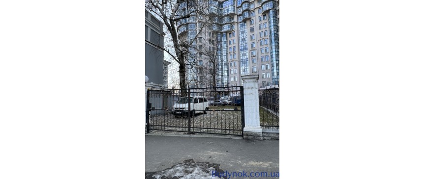 Аренда Офисное здание 450 м2 и парковка на 20 авто Лидерсовский б-р 3Б