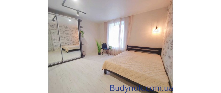 продаж 2-к квартира Києво-Святошинський, Гостомель, 68600 $