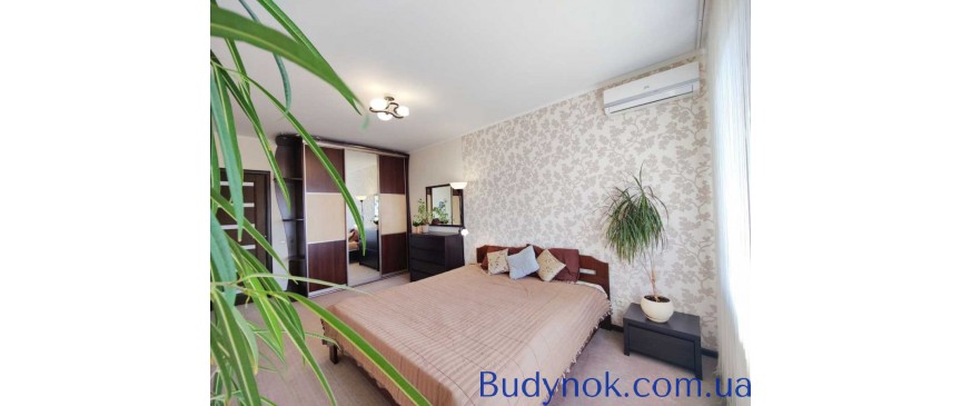 продаж 3-к квартира Київ, Дарницький, 99900 $