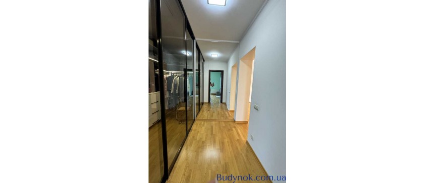 продаж 4-к будинок Київ, Дарницький, 270000 $