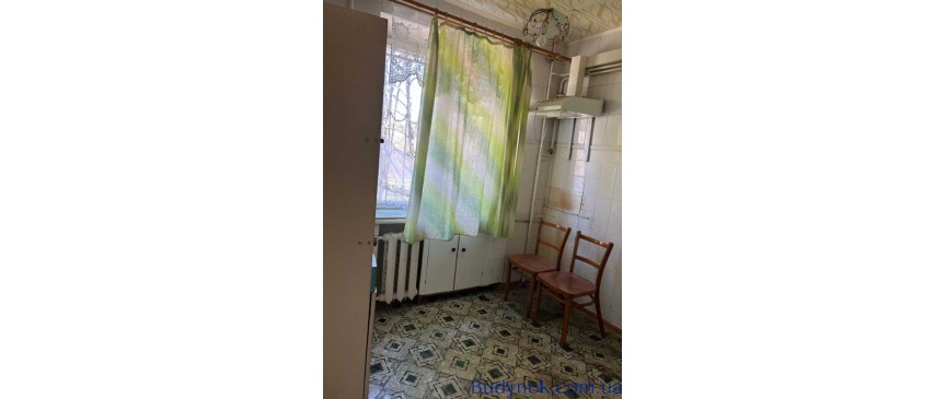 продаж 3-к квартира Уманський, Умань, 45000 $