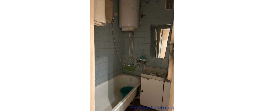 продаж 3-к квартира Уманський, Умань, 45000 $