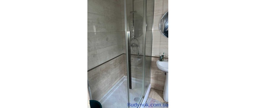 продаж 4-к будинок Кам`янське, Південний, 26900 $