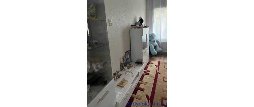 продаж 4-к будинок Кам`янське, Південний, 26900 $