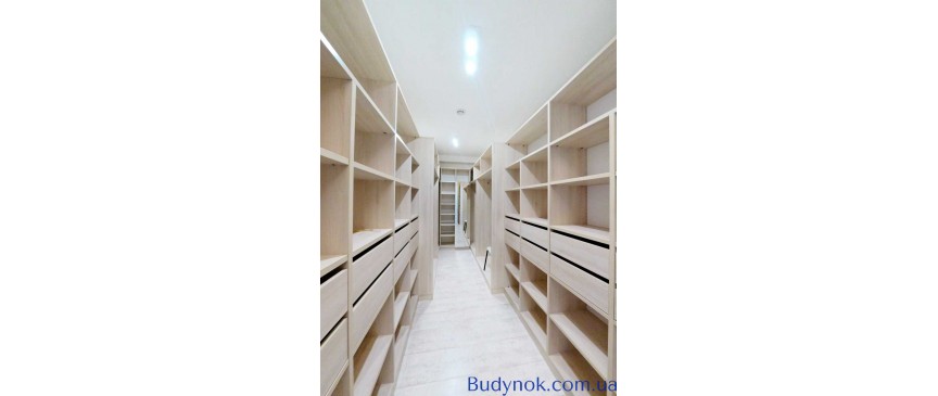 довгострокова оренда 3-к квартира Київ, Печерський, 2100 $/міс.