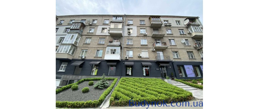 продаж торгові площі Київ, Печерський, 690000 $