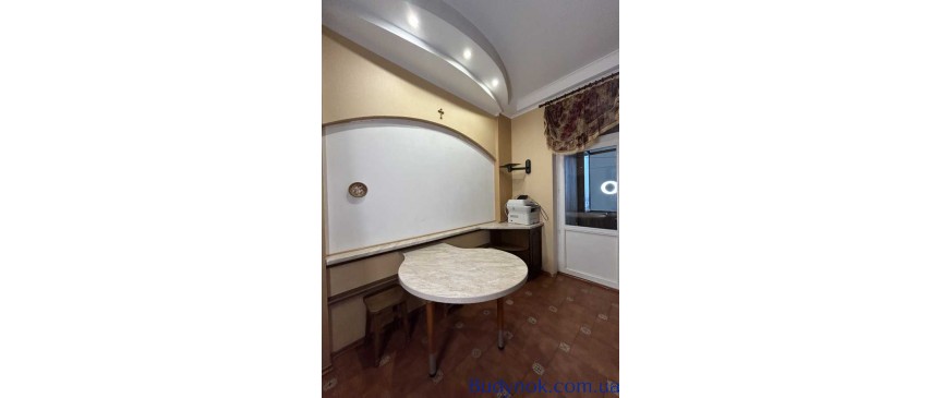 продаж 1-к квартира Київ, Печерський, 142000 $