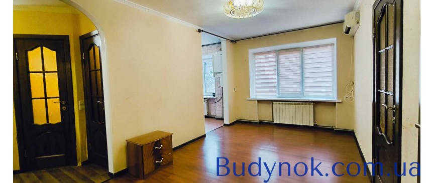 продаж 3-к квартира Іванківський, Іванків, 21800 $