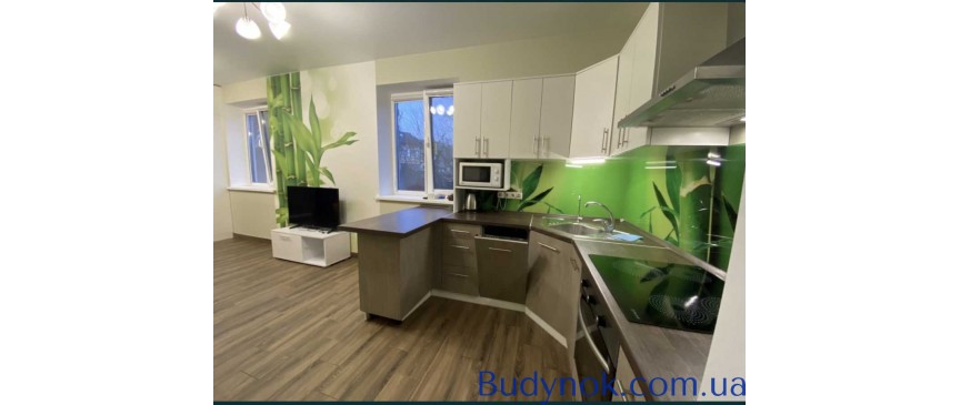 довгострокова оренда 3-к будинок Київ, Солом`янський, 28500 грн./міс.