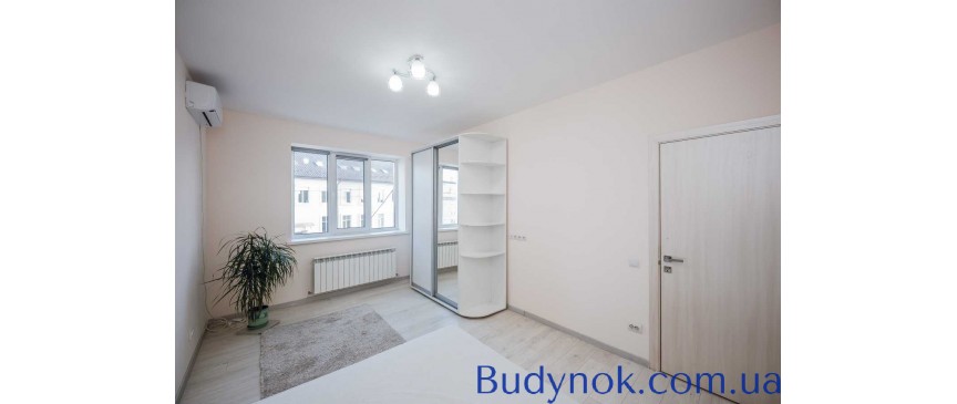 довгострокова оренда 3-к таунхаус Київ, Солом`янський, 45000 грн./міс.