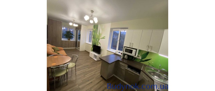 довгострокова оренда 3-к будинок Київ, Солом`янський, 28500 грн./міс.