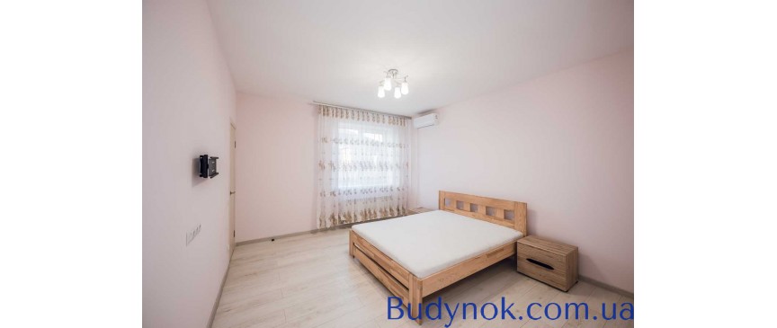 довгострокова оренда 3-к таунхаус Київ, Солом`янський, 45000 грн./міс.