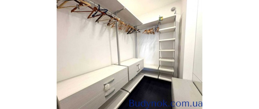 довгострокова оренда 3-к квартира Київ, Печерський, 1600 $/міс.