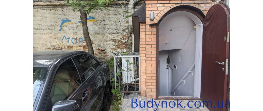 довгострокова оренда торгові площі Київ, Печерський, 20000 грн./міс.