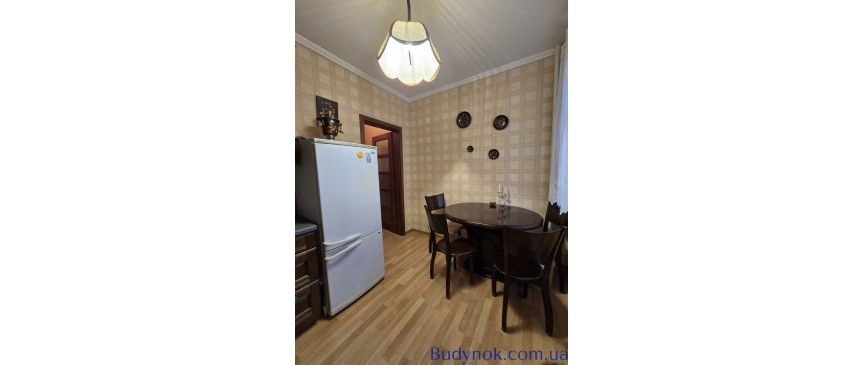 продаж 3-к квартира Білоцерківський, Біла Церква, 84999 $