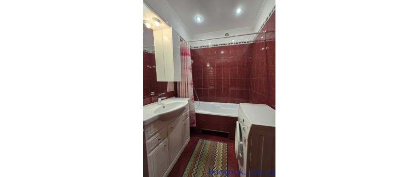 продаж 3-к квартира Білоцерківський, Біла Церква, 84999 $