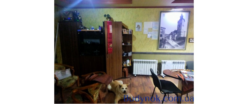 Продається комерційне приміщення по вул.