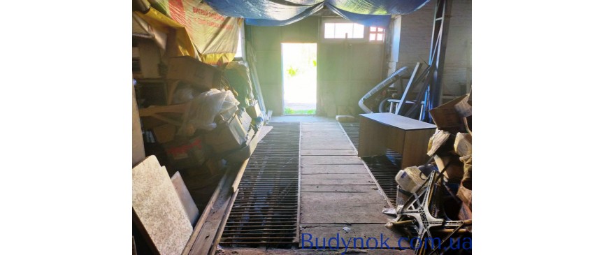 Продається промислове приміщення комерційного використання по вул. Промисловій 50/52