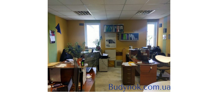 Продаж окремої комерційної будівлі вул. М. Лобачевського, 4 — Львів, Шевченківський район