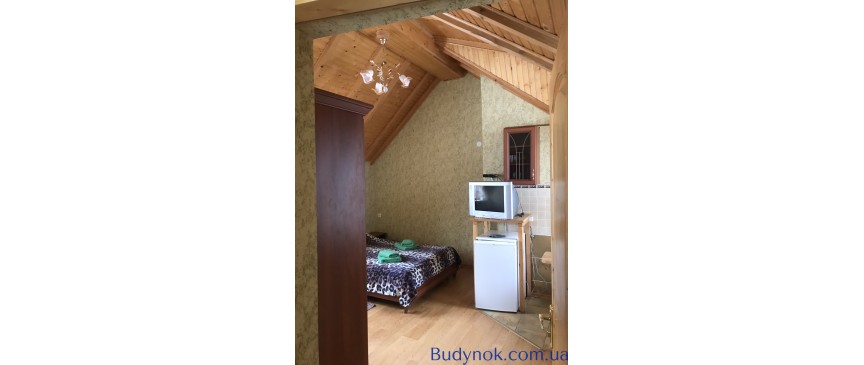 Готельний комплекс у с. Яблуниця
