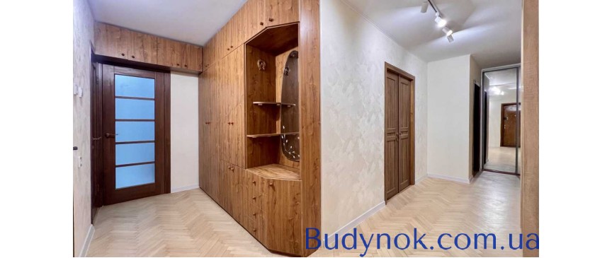 довгострокова оренда 4-к квартира Києво-Святошинський, Софіївська Борщагівка, 33000 грн./міс.