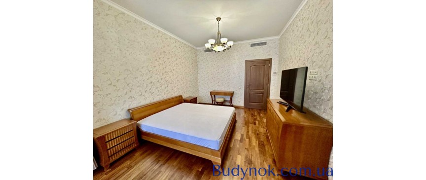довгострокова оренда 3-к квартира Київ, Печерський, 1600 $/міс.