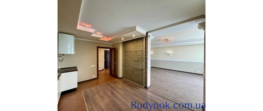 продаж 4-к квартира Київ, Дніпровський, 210000 $