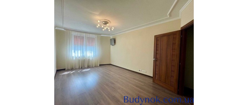 продаж 4-к квартира Київ, Дніпровський, 210000 $