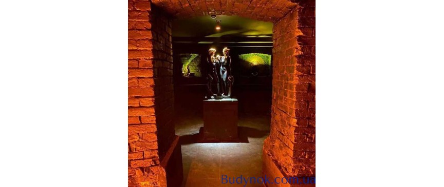 продаж кафе, бар, ресторан Київ, Шевченківський, 200000 $