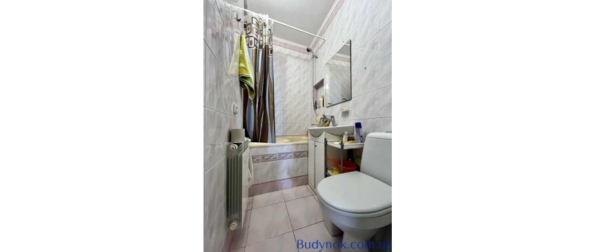 продаж 4-к будинок Старосамбірський, Старий Самбір, 20000 $