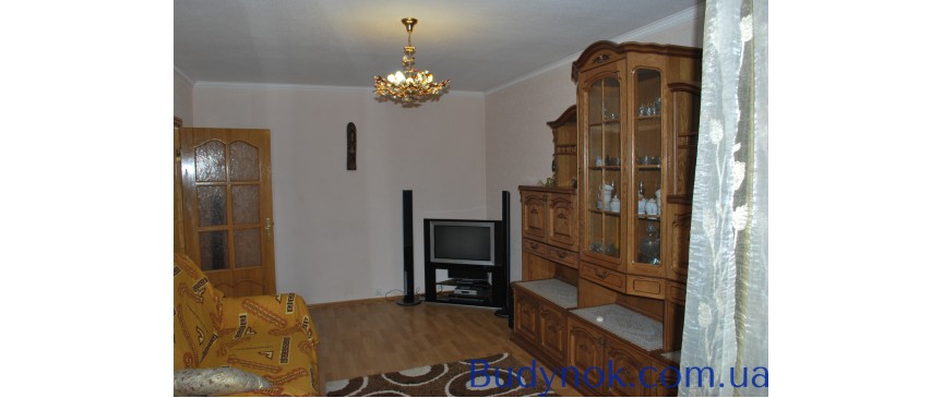 Миропольская Отличная 3комнатаня квартира-15минут Метро-Дарница