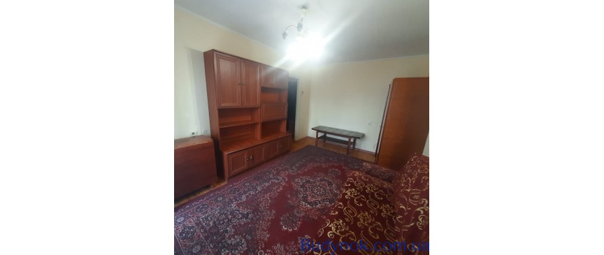 Бажана№7-в-1комнатаня квартира=5минут Пешком Метро-Вырлица