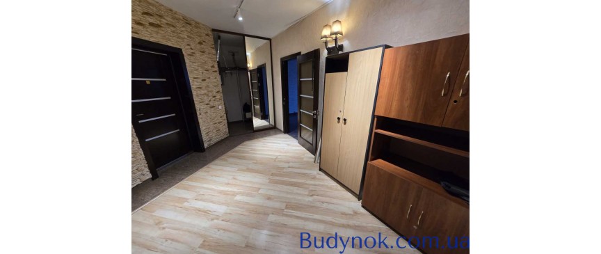 продаж 4-к квартира Київ, Дніпровський, 220000 $