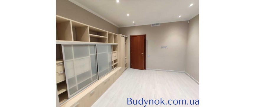 продаж офісне приміщення Київ, Голосіївський, 252000 $