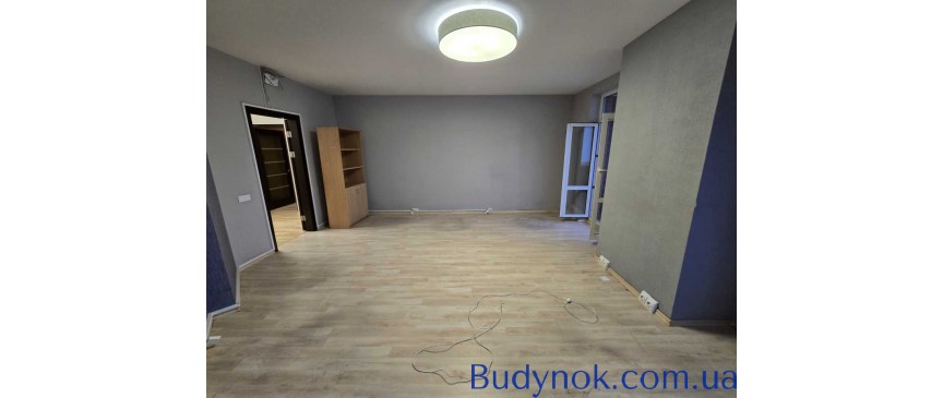 продаж 4-к квартира Київ, Дніпровський, 220000 $