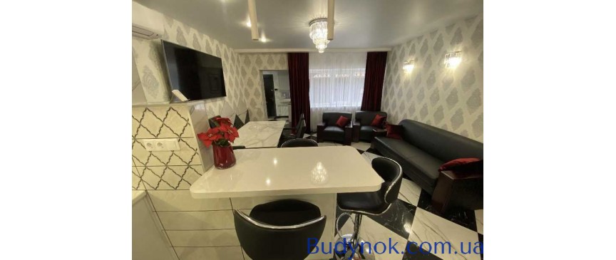 довгострокова оренда 5-к будинок Київ, Дарницький, 3000 $/міс.