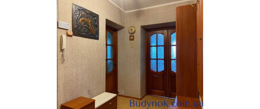 продаж 3-к квартира Київ, Святошинський, 79999 $