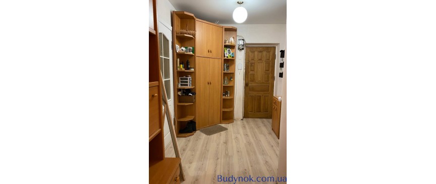 Продам 2-х кімн. квартиру, яку можна здавати в оренду Центр міста