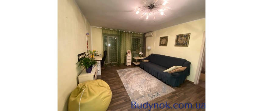 Продам 2-х кімн. квартиру, яку можна здавати в оренду Центр міста