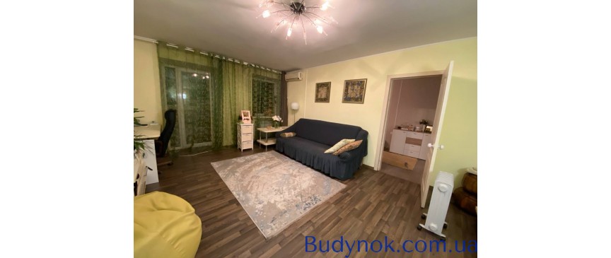 Продам 2-х кімн. квартиру, яку можна здавати в оренду Центр міста