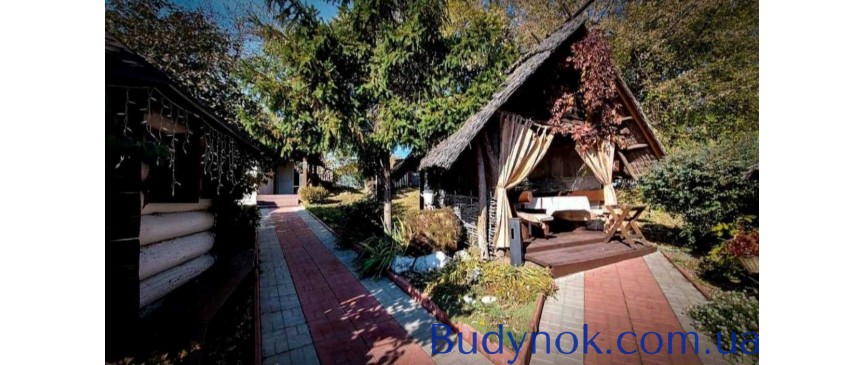 Терміново, ресторан на Совках, фасад вул. Брожка та пр. Лобановського