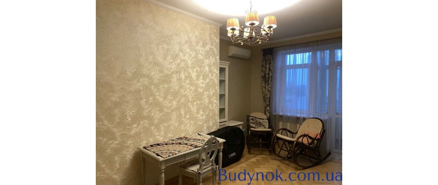  квартира 238 м. кв., вул. Провіантська (Г. Тимофєєвої) 3 з паркінгом