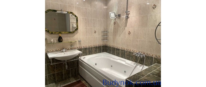  квартира 238 м. кв., вул. Провіантська (Г. Тимофєєвої) 3 з паркінгом