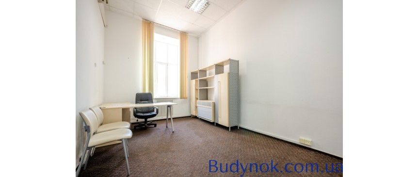 Удобный офис 21 м2 с мебелью пер Бехтеревский район м Лукьяновская