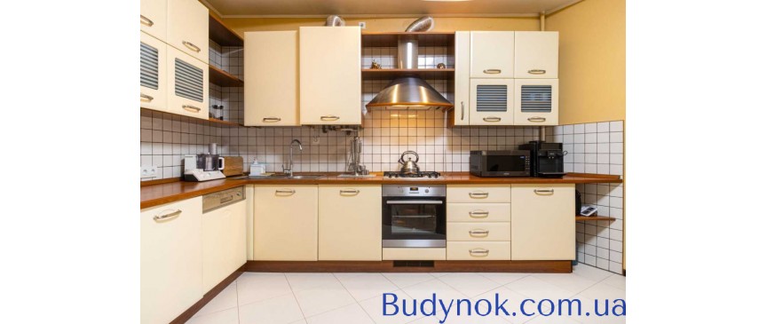 продаж 3-к квартира Львів, Франківський, 260000 $