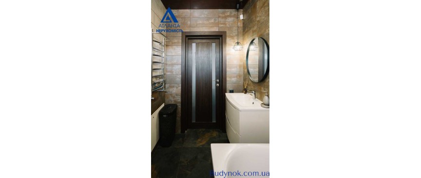 продаж 4-к будинок Луцьк, Боратин, 280000 $